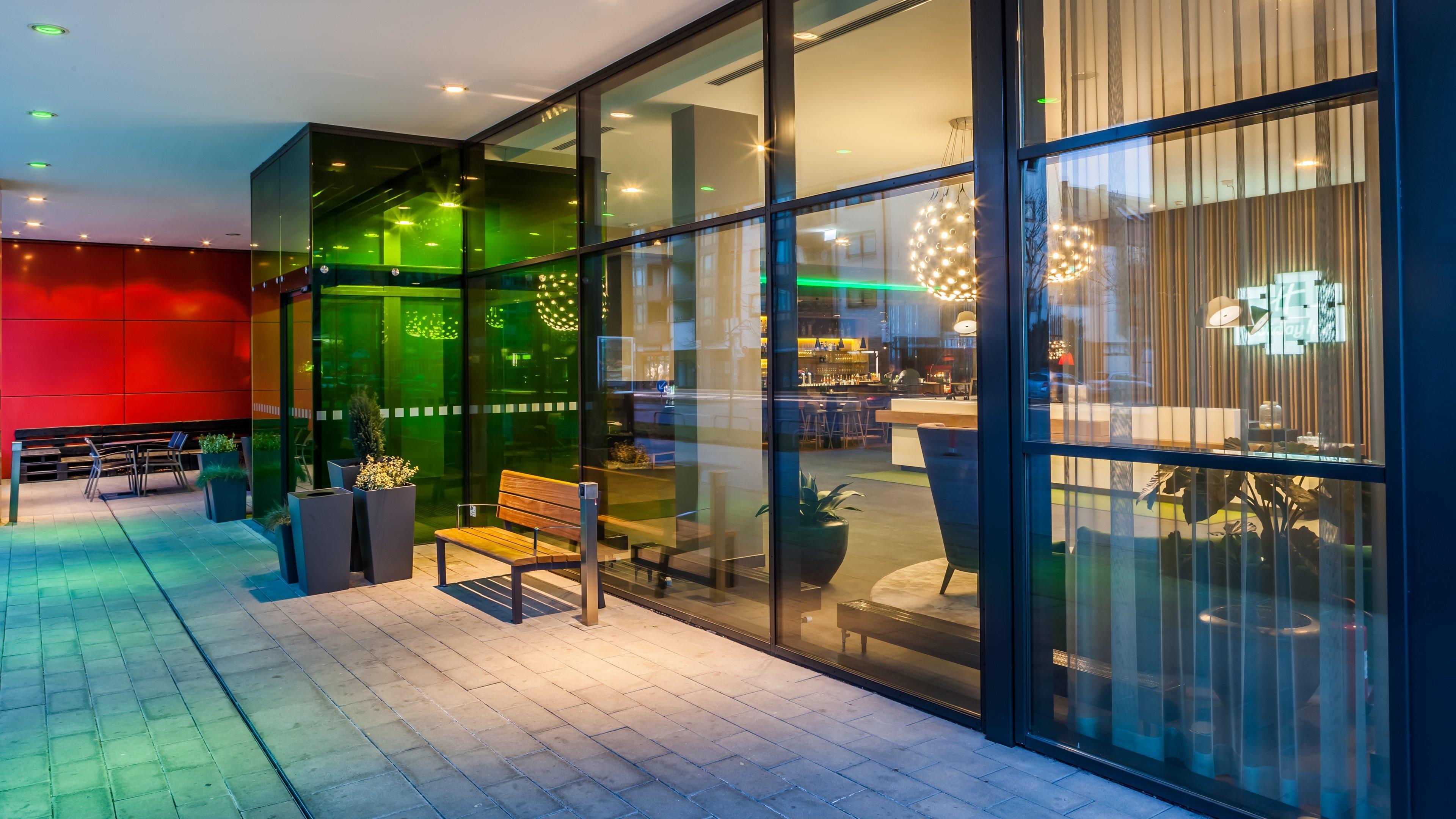 Holiday Inn Munich - Westpark By Ihg Экстерьер фото