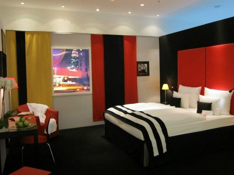 Holiday Inn Munich - Westpark By Ihg Экстерьер фото
